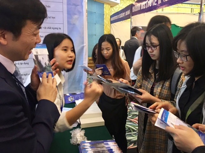 Forum spotlights Vietnam – China university education - 1