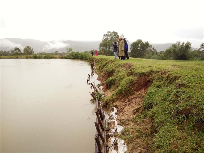 Hundreds of filled-up reservoirs in Vietnam at risk - 1