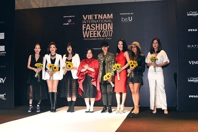 Designers gather for Vietnam International Fashion Week - 1