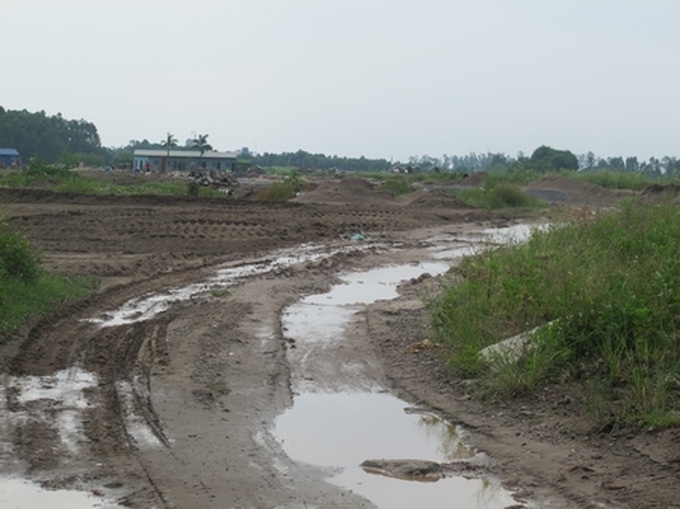 Huge urban area projects abandoned in Me Linh - 5