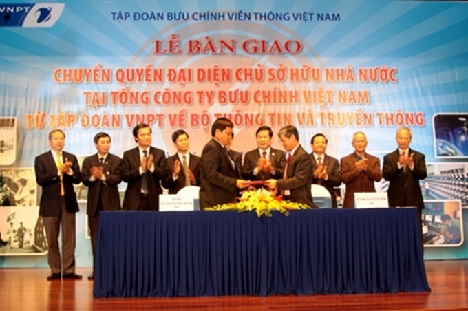 VNPost officially separates from VNPT - 1