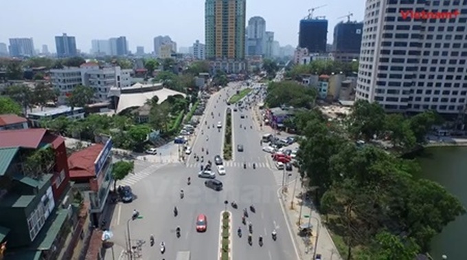 Hanoi to plant new trees on Nguyen Chi Thanh Road - 1 Hanoi to plant new trees on Nguyen Chi Thanh Road - 1