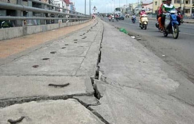 Mekong Delta faces increased landslide and subsidence risk - 1