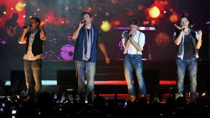 2011 – Year for live shows of foreign stars in Vietnam - 4 2011 – Year for live shows of foreign stars in Vietnam - 4