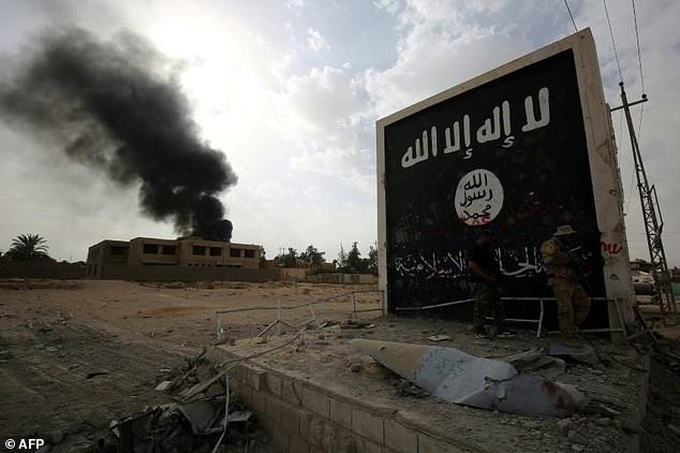 Iraq hangs 38 members of IS, Qaeda for 'terrorism' - 1