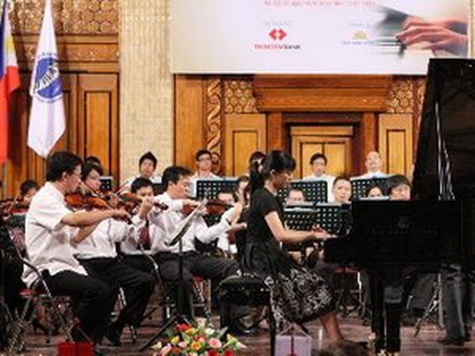 Hanoi to host global piano competition - 1