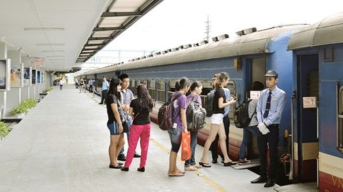 Train tickets for Lunar New Year 2019 on sale as of October - 1