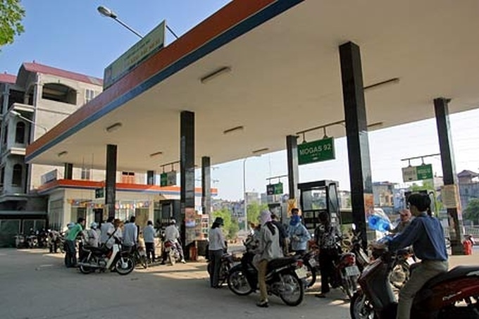 Vietnam’s biggest petrol trader seeks to control prices - 1 Vietnam’s biggest petrol trader seeks to control prices - 1