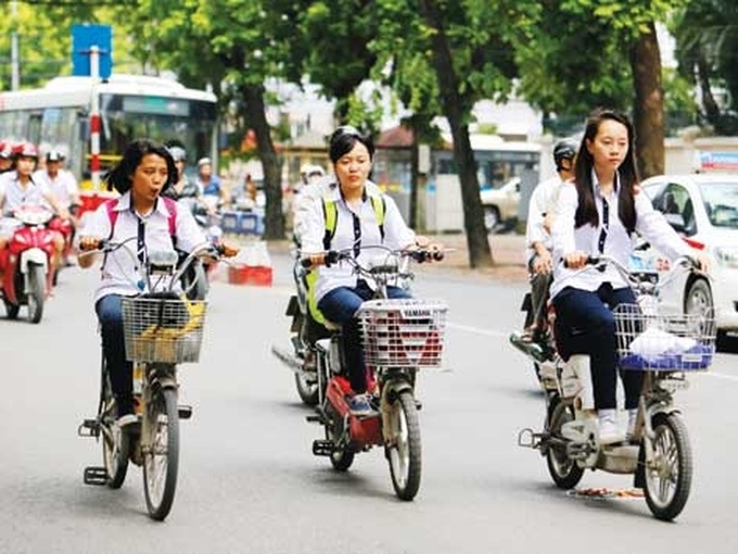 Vietnam seeks measures to tighten control over electric bikes - 1