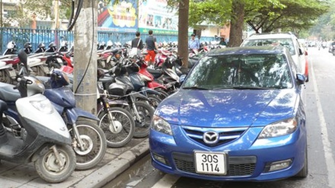 Hanoi to open 300 new street parking lots - 1 Hanoi to open 300 new street parking lots - 1