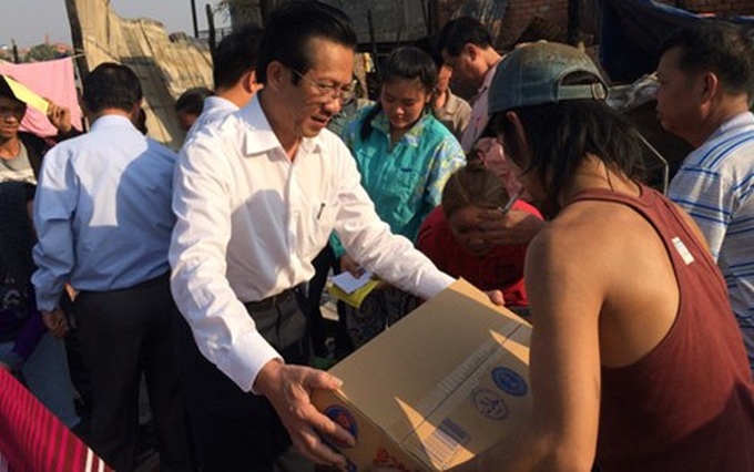 Emergency relief for OVs victims of fire in Cambodia - 1