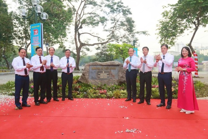 Hanoi flower garden inaugurated - 1