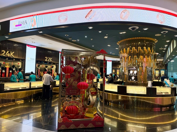 Vietnamese traveller narrowly avoids being stranded as Dubai shuts - 2