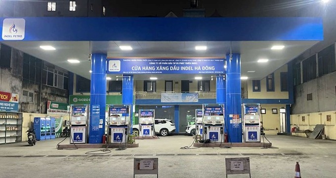 Hanoi petrol station runs dry as suppliers report no stock - 1