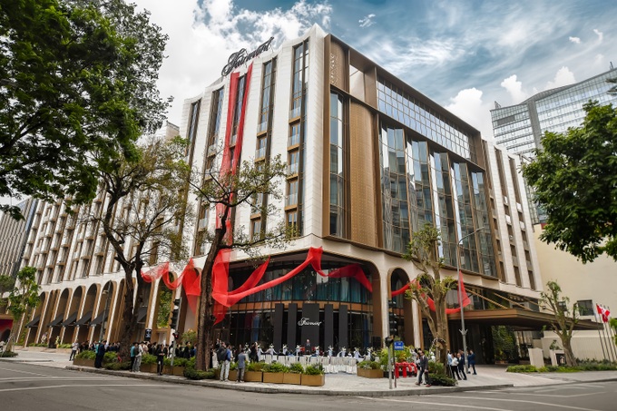 Fairmont opens first five-star hotel in Hanoi - 1