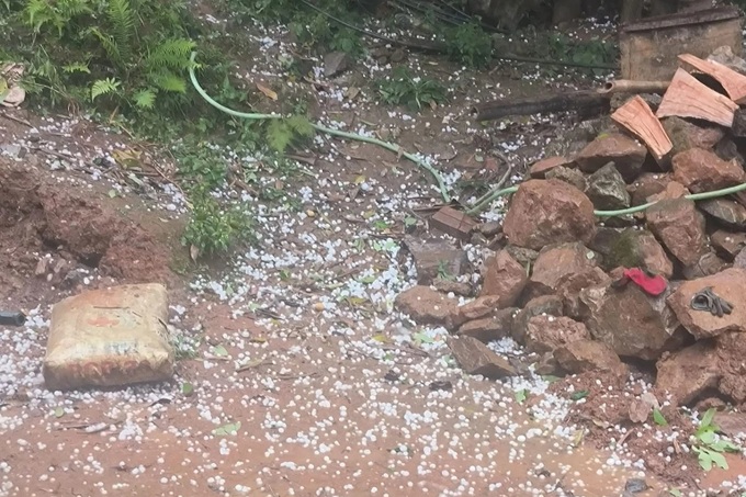 Hailstorm damages crops and homes in Cao Bang - 1
