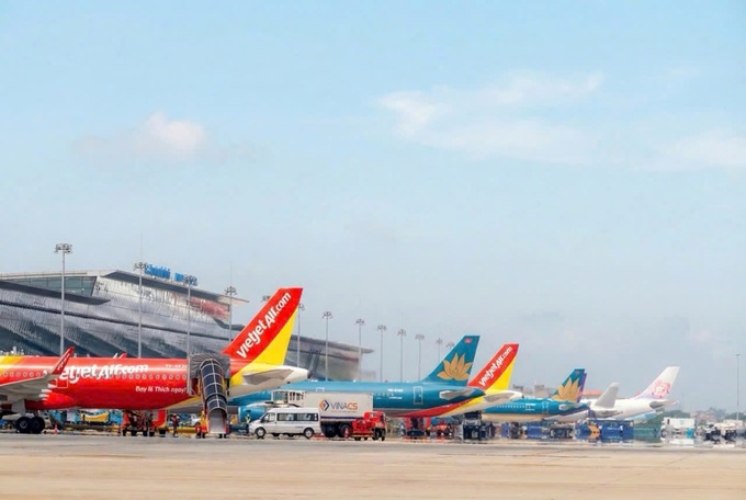 Vietnam seeks stable jet fuel supply from China - 1