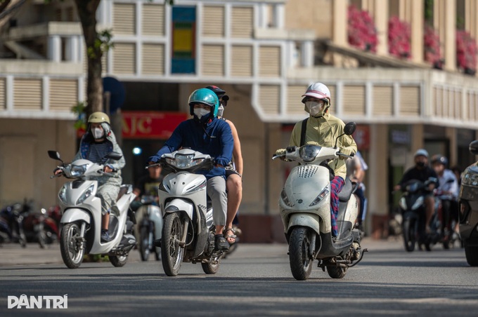 Northern Vietnam faces heatwave before heavy rain returns - 1