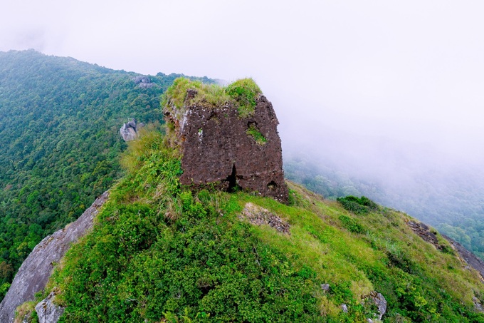 Gia Lai to build road to mysterious mountain Cham tower - 2