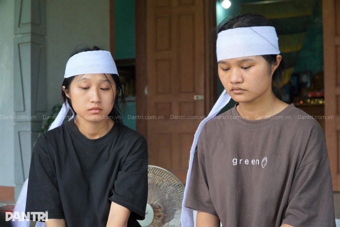 Dantri readers donate over USD 8,700 to orphaned sisters - 3