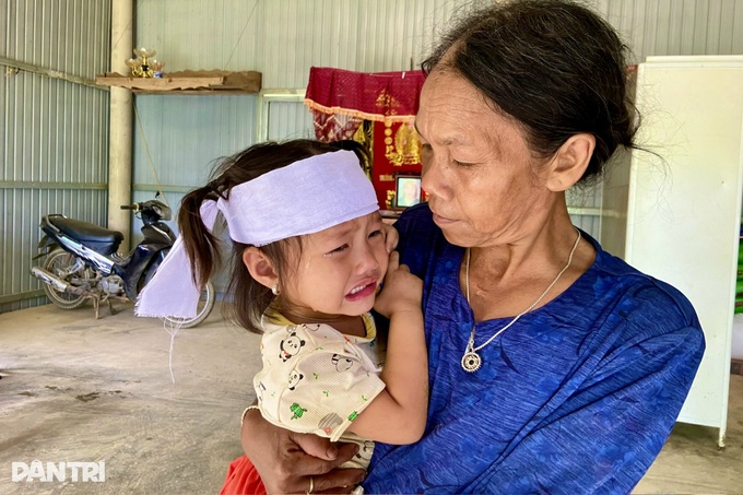 Four orphaned children in Quang Tri need support - 2