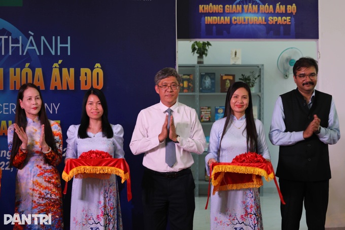 Indian cultural space opens in Lam Dong Province - 1