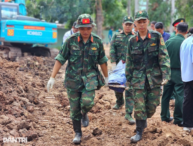Fourteen more war remains found in Ho Chi Minh City park - 2