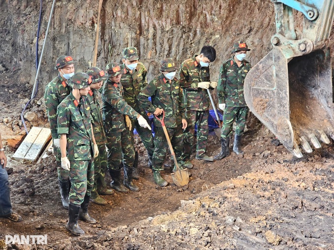 327 sets of war remains found at Ho Chi Minh City park - 2 327 sets of war remains found at Ho Chi Minh City park - 2