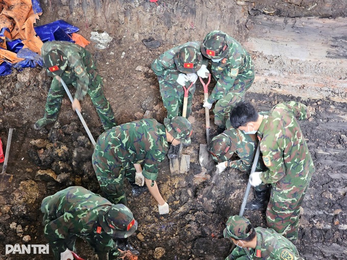 327 sets of war remains found at Ho Chi Minh City park - 1 327 sets of war remains found at Ho Chi Minh City park - 1