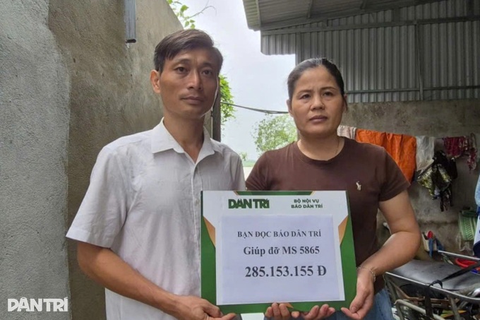 Mother of three sick children receives over VND 435 million in donations - 1
