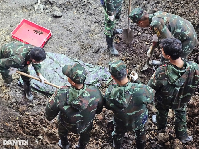13 more war martyrs' remains found in Ho Chi Minh City park - 1 13 more war martyrs' remains found in Ho Chi Minh City park - 1
