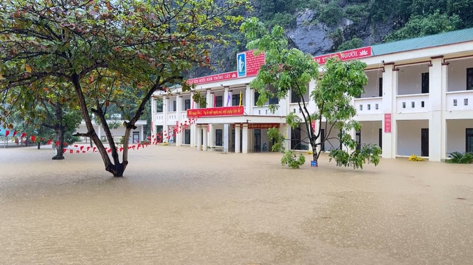 More than 140 schools closed in Ninh Binh flooding - 2 More than 140 schools closed in Ninh Binh flooding - 2
