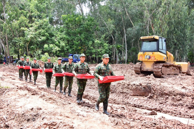 More than 700 martyrs' remains found at HCM City park - 2