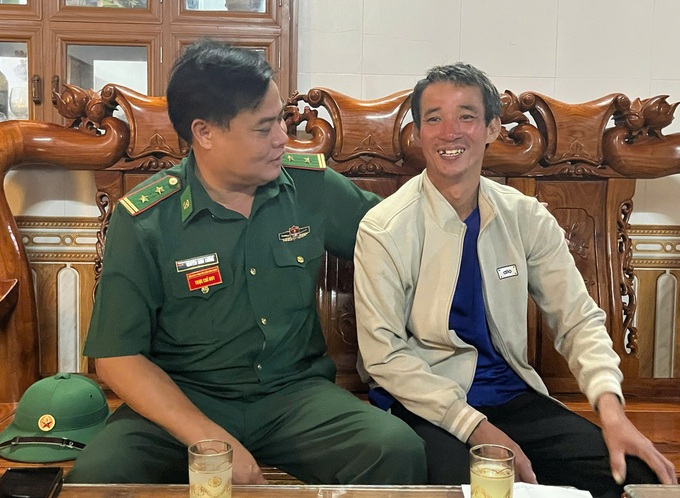 Fisherman survives nearly eight hours adrift at sea - 1