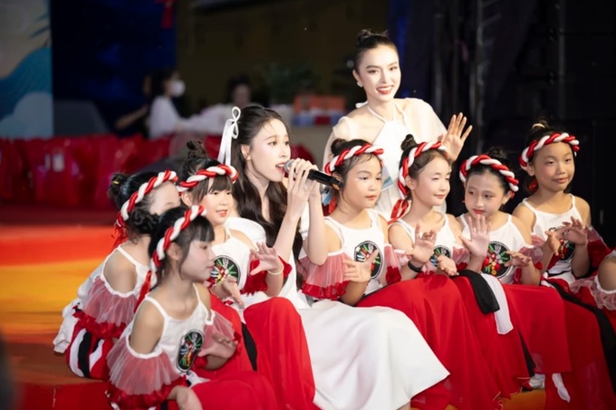 Tết Trung thu đến sớm với trẻ em nhiều tỉnh thành - 5 Tết Trung thu đến sớm với trẻ em nhiều tỉnh thành - 5