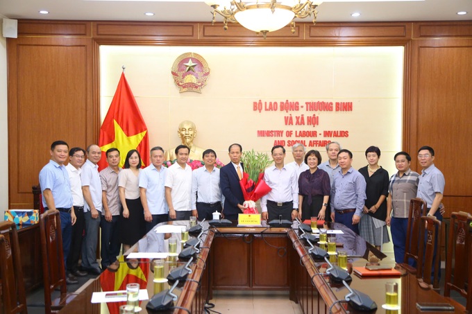 Phó Tổng cục trưởng Giáo dục nghề nghiệp Đỗ Năng Khánh nghỉ hưu - 2 Phó Tổng cục trưởng Giáo dục nghề nghiệp Đỗ Năng Khánh nghỉ hưu - 2