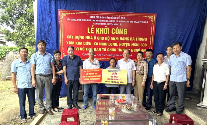 Nghệ An: Hỗ trợ xây mới 1.306 căn nhà cho hộ nghèo - 1 Nghệ An: Hỗ trợ xây mới 1.306 căn nhà cho hộ nghèo - 1