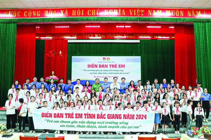 Bắc Giang: Bảo vệ trẻ em trên môi trường mạng - 1