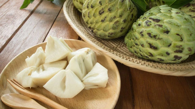 Thơm ngọt, công dụng chữa bệnh kỳ diệu nhưng quả na kiêng với một số người - 3 Thơm ngọt, công dụng chữa bệnh kỳ diệu nhưng quả na kiêng với một số người - 3