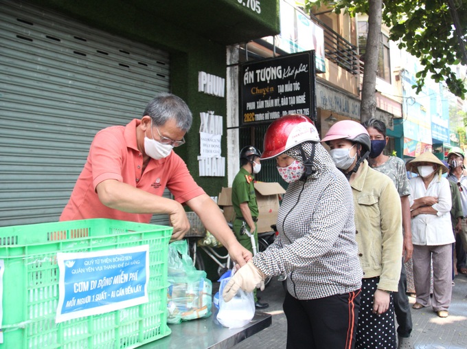 Hà Nội nâng cao chỉ số hạnh phúc nhân dân: Không để ai bị bỏ lại phía sau - 3