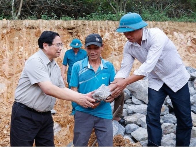 Thành lập Ban chỉ đạo Trung ương xóa nhà tạm, nhà dột nát trên cả nước - 1 Thành lập Ban chỉ đạo Trung ương xóa nhà tạm, nhà dột nát trên cả nước - 1