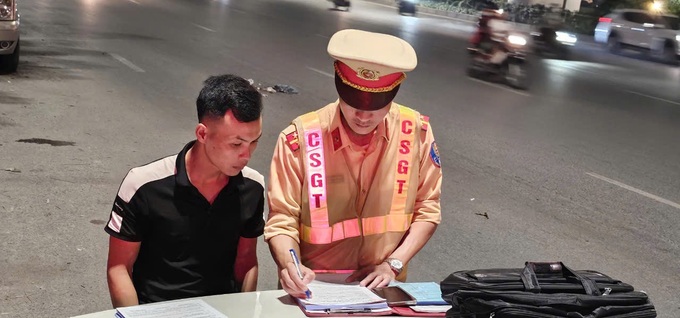 Phạt đến 150 triệu đồng chủ xe giao phương tiện cho người chở quá tải - 2 Phạt đến 150 triệu đồng chủ xe giao phương tiện cho người chở quá tải - 2