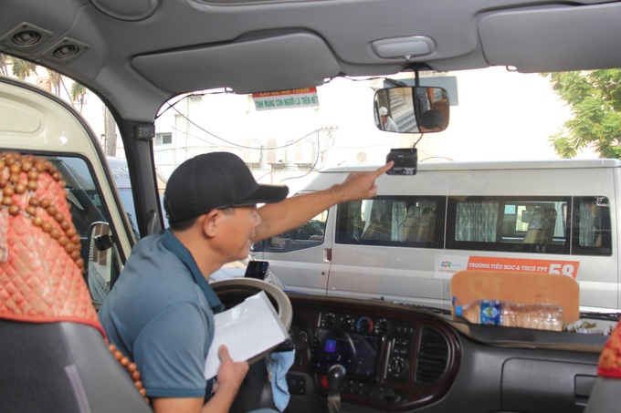 Ô tô từ 8 chỗ chở khách phải có hình ảnh lái xe truyền về Cục CSGT - 1 Ô tô từ 8 chỗ chở khách phải có hình ảnh lái xe truyền về Cục CSGT - 1