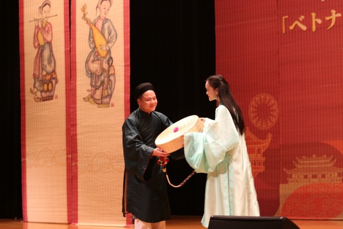 Nghệ sĩ Lê Thanh Phong: Nhân thêm mùa xuân bằng câu ví, giặm - 3 Nghệ sĩ Lê Thanh Phong: Nhân thêm mùa xuân bằng câu ví, giặm - 3