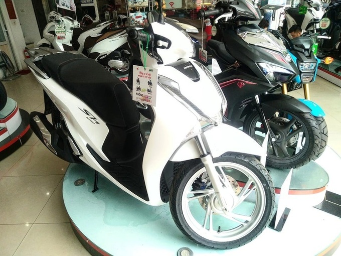 Domestic motorcycle market to heat up in year-end - 1