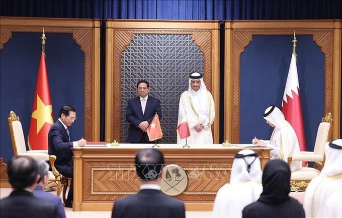 Vietnamese, Qatari PMs agree to lift bilateral relations to new height soon - 2