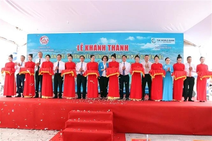 Nearly-98-million-USD environment project inaugurated in Ninh Thuan - 1