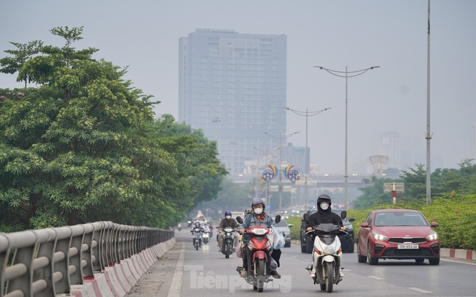 Hanoi battles rising air pollution - 6