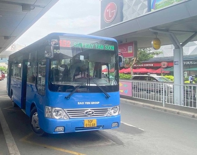 HCM City to launch 14 bus routes to Tan Son Nhat airport - 1