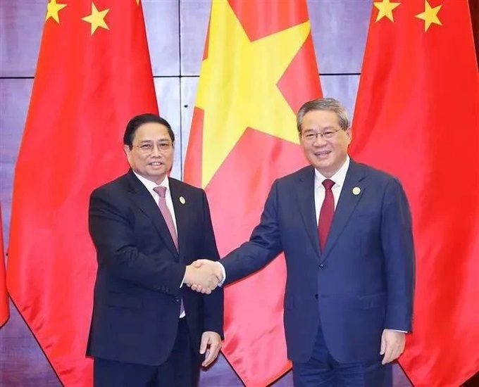 Vietnam gives top priority to relations with China: PM - 1